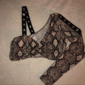 Two piece snake skin set!